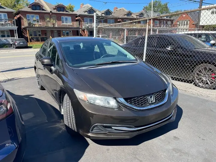 Honda Civic 2013 photo 3