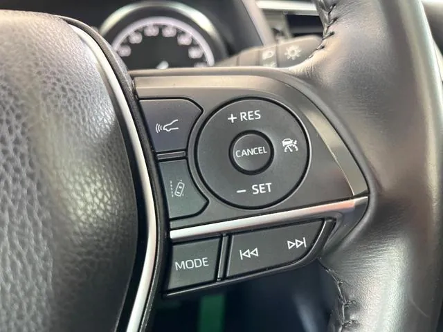 Toyota Camry 2017 photo 5