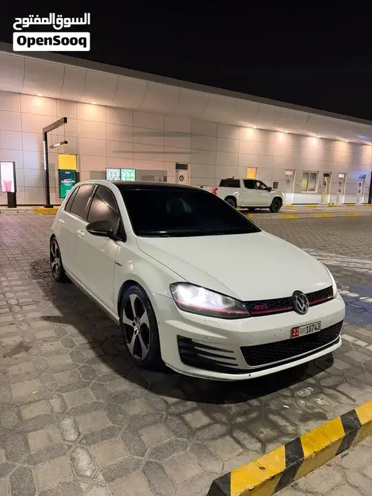 Volkswagen Golf Gti 2016 photo 2