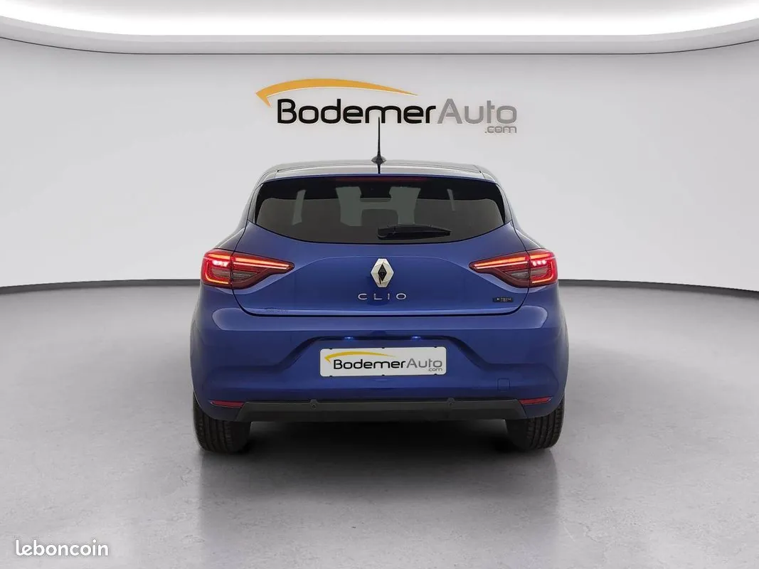 Renault Clio 2023 photo 4