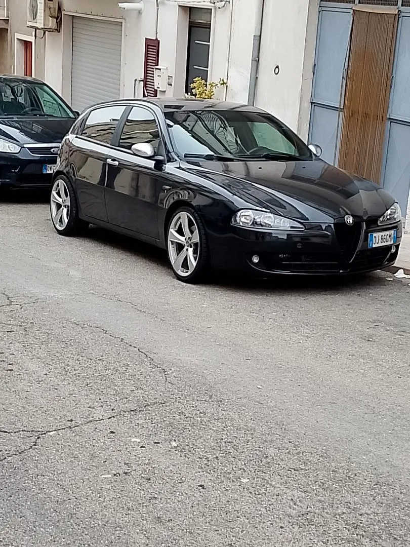 Alfa Romeo 147 2007 photo 3
