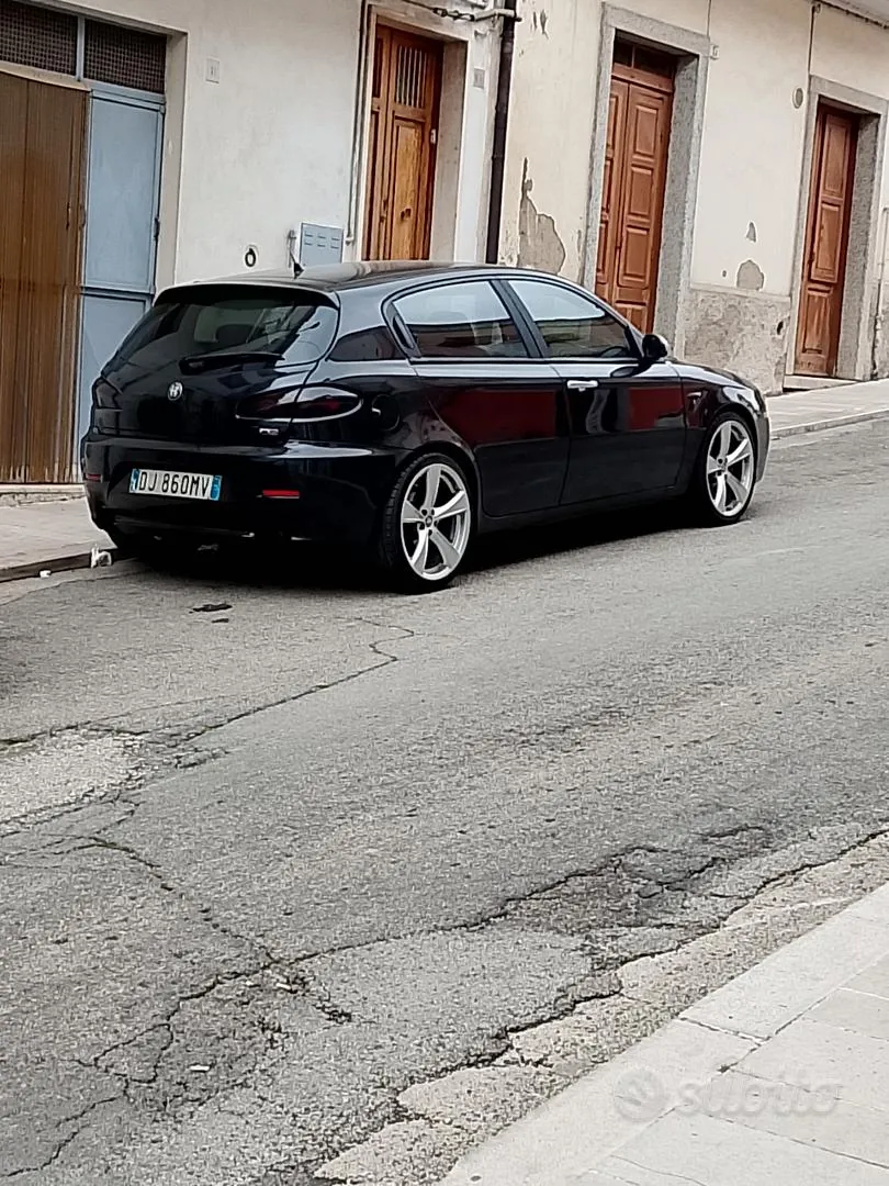 Alfa Romeo 147 2007 photo 4