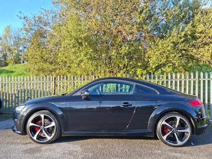 Audi Tt 2022 photo 4