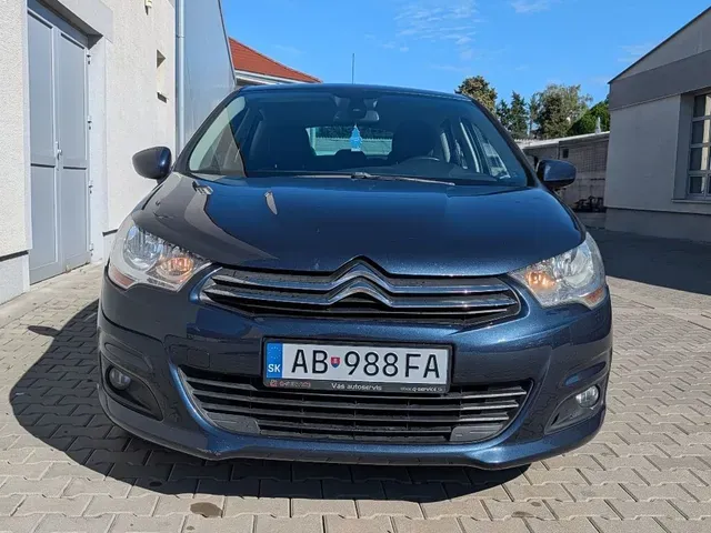 Citroen C4 2012 photo 3