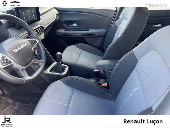 Dacia Sandero 2024 photo 3