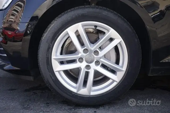 Audi A4 2018 photo 5