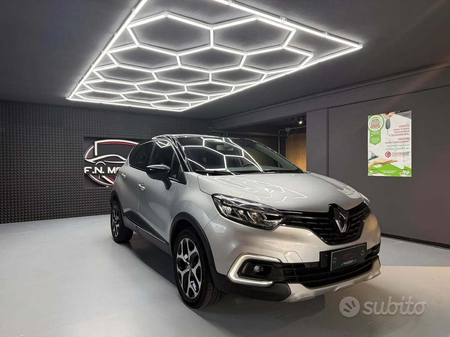 Renault Captur 2019 photo 2