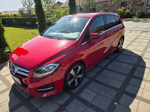 Mercedes-Benz B200