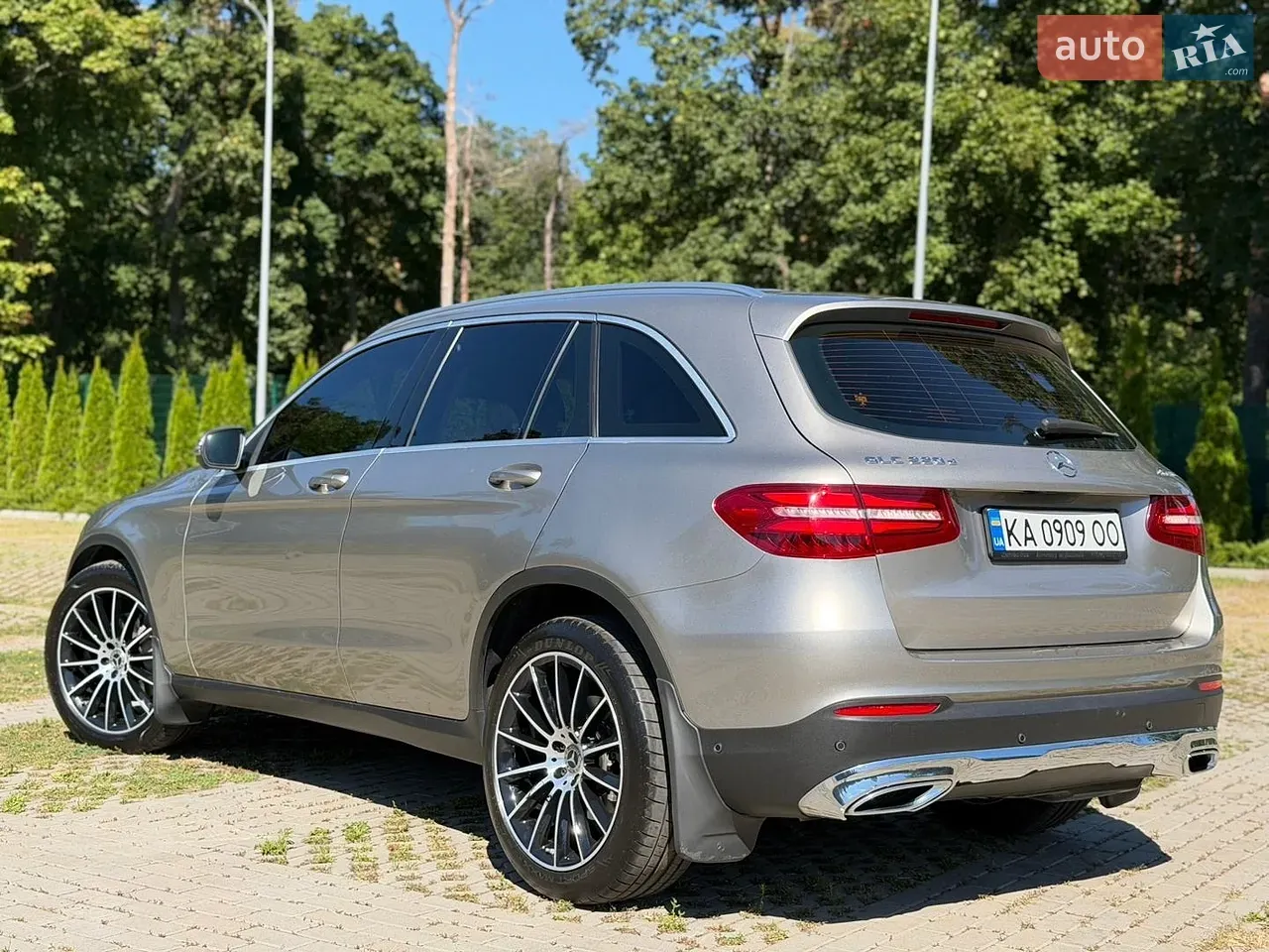 Mercedes-Benz Glc-Class 2019 photo 4