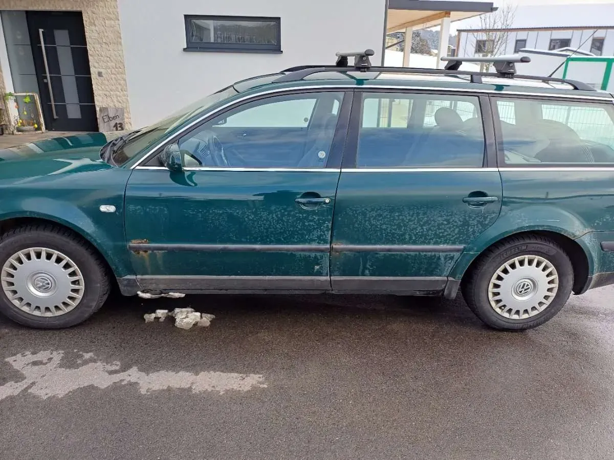 Volkswagen Passat 2001 photo 2