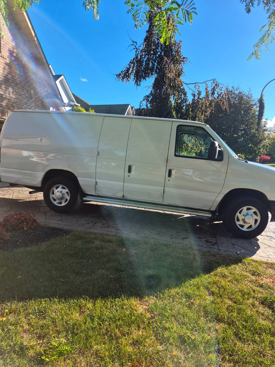 Ford E-250