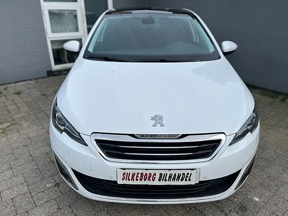 Peugeot 308 2017 photo 2