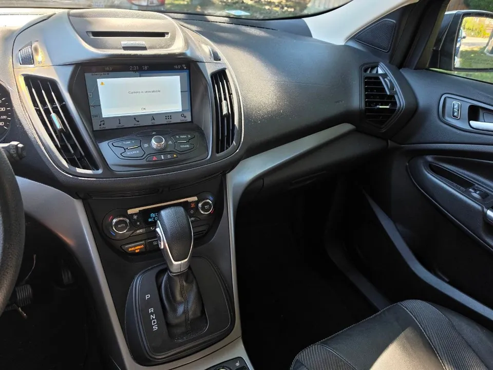 Ford Escape 2016 photo 4