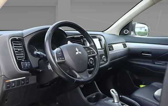 Mitsubishi Outlander 2014 photo 3