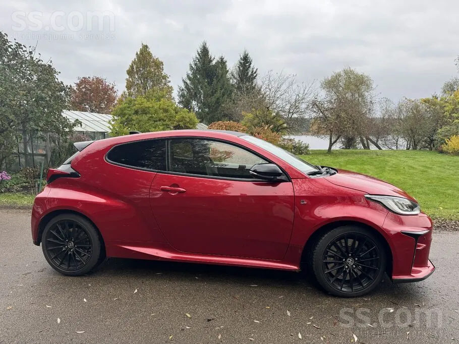 Toyota Gr Yaris 2021 photo 3