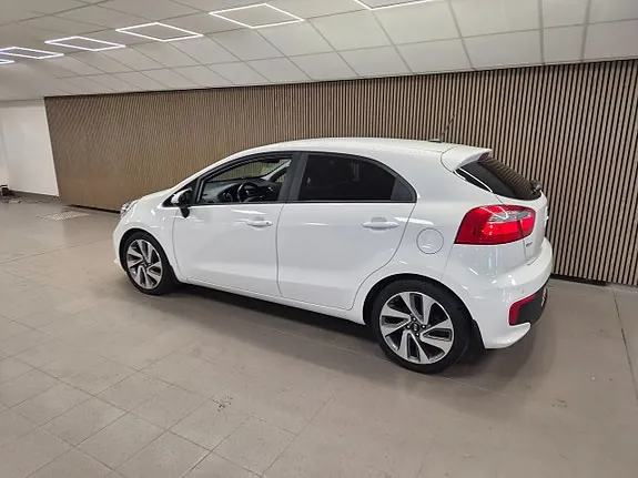 Kia Rio 2016 photo 4
