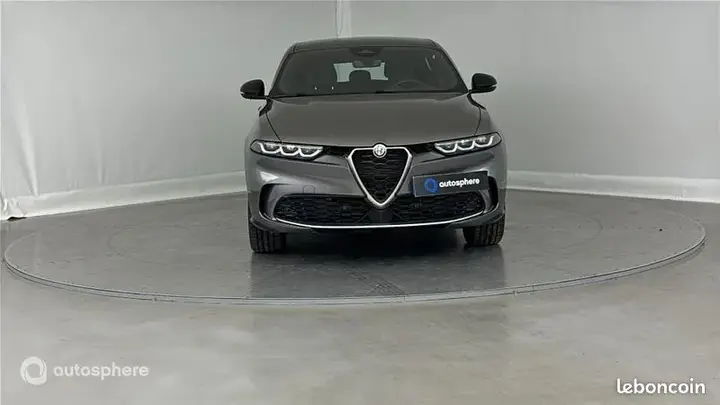 Alfa Romeo Tonale 2023 photo 2