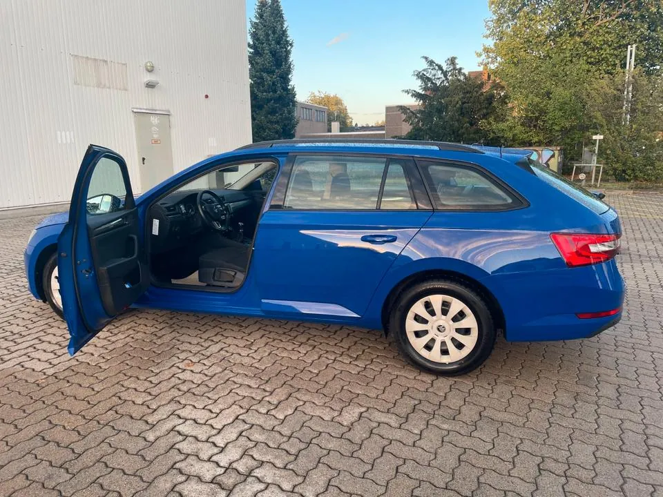 Skoda Superb Combi