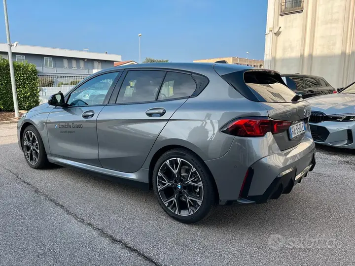 BMW 120D 2025 photo 4