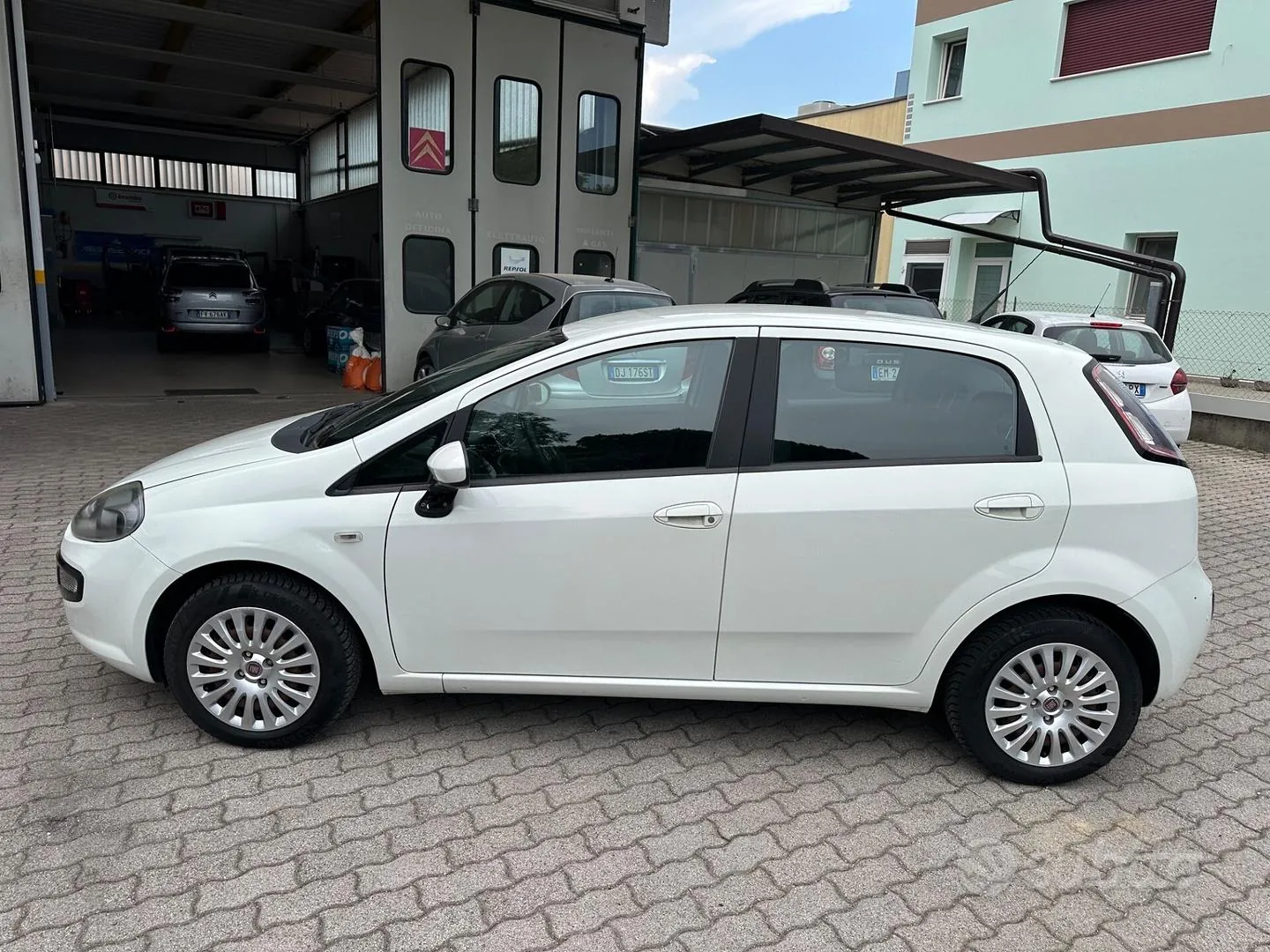 Fiat Punto Evo 2011 photo 5
