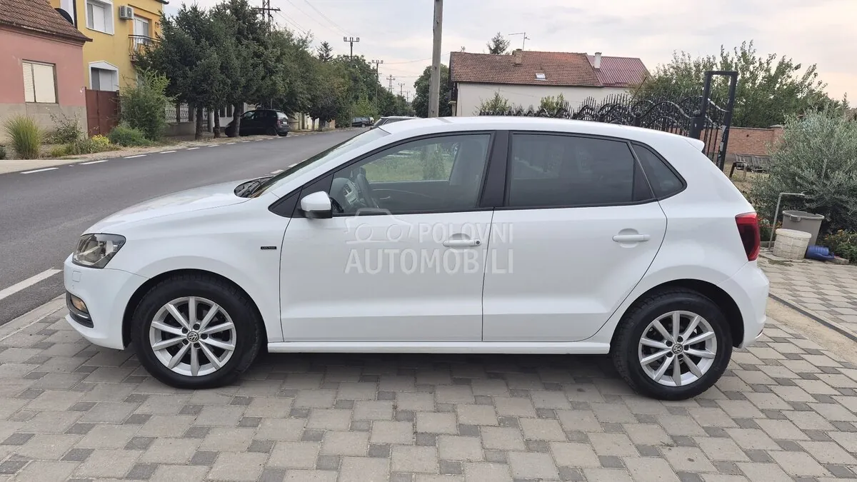 Volkswagen Polo 2016 photo 4