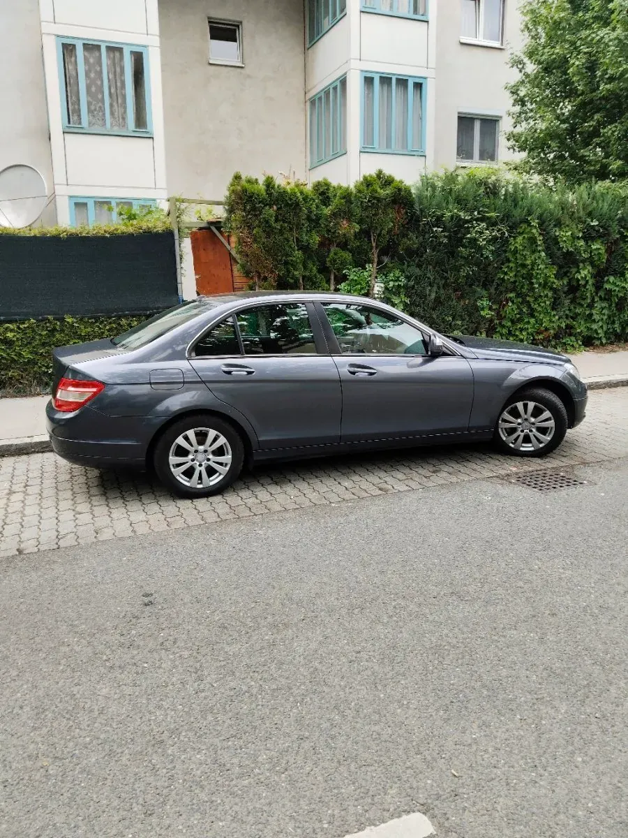 Mercedes-Benz C-Class 2007 photo 3