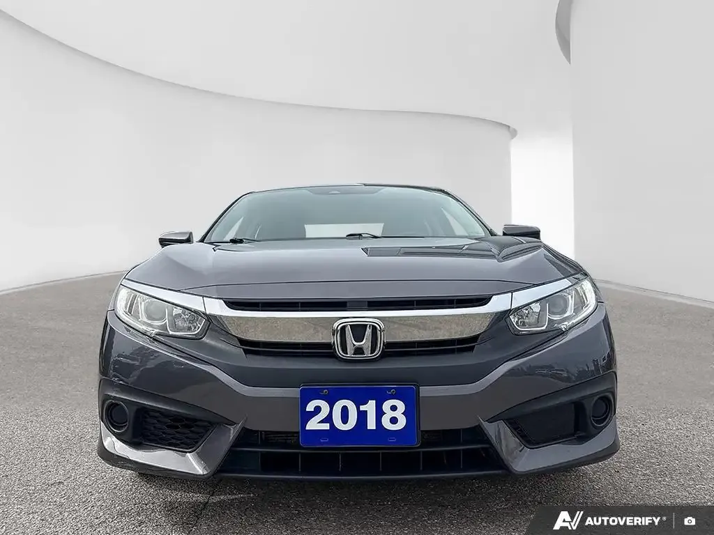 Honda Civic 2018 photo 2