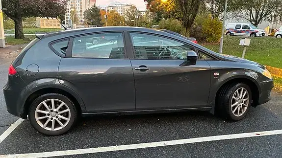 Seat Leon 2011 photo 4