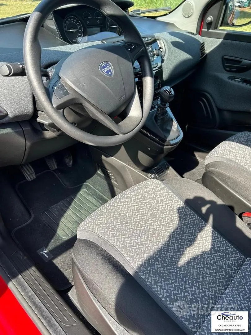 Lancia Ypsilon 2023 photo 5