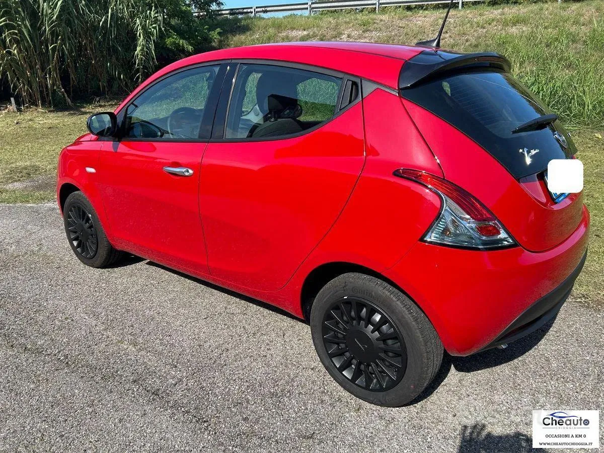 Lancia Ypsilon 2023 photo 4