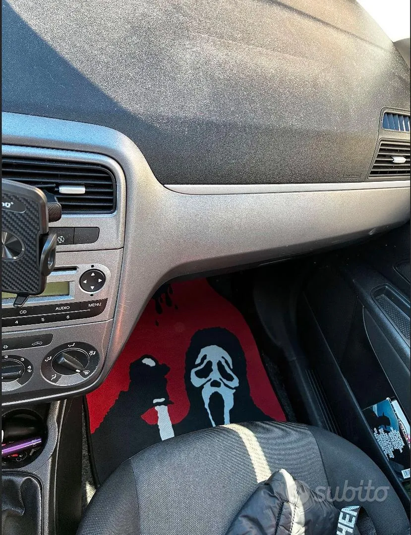 Fiat Punto 2012 photo 3