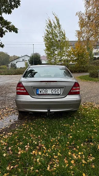 Mercedes-Benz C180 2005 photo 4