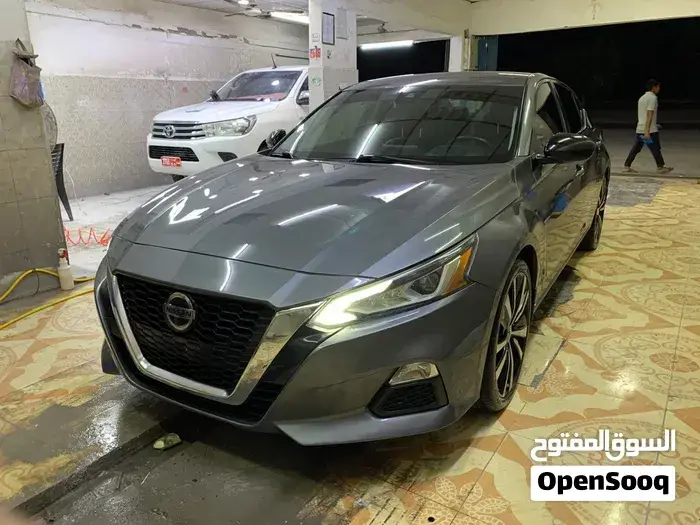 Nissan Altima 2020 photo 2