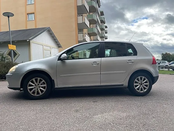 Volkswagen Golf V