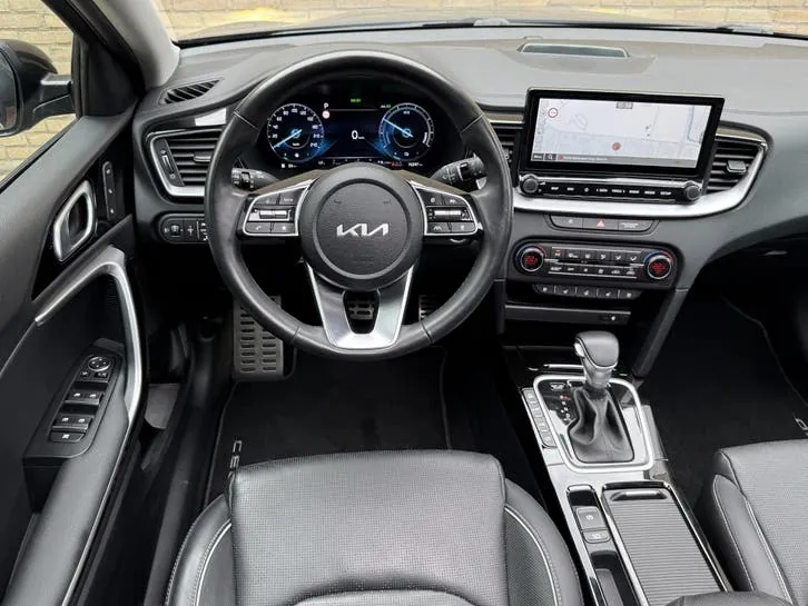 Kia Ceed Sportswagon 2023 photo 3