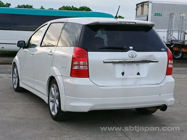 Toyota Wish 2003 photo 5