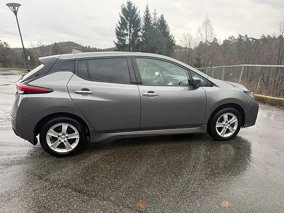 Nissan Leaf 2021 photo 5