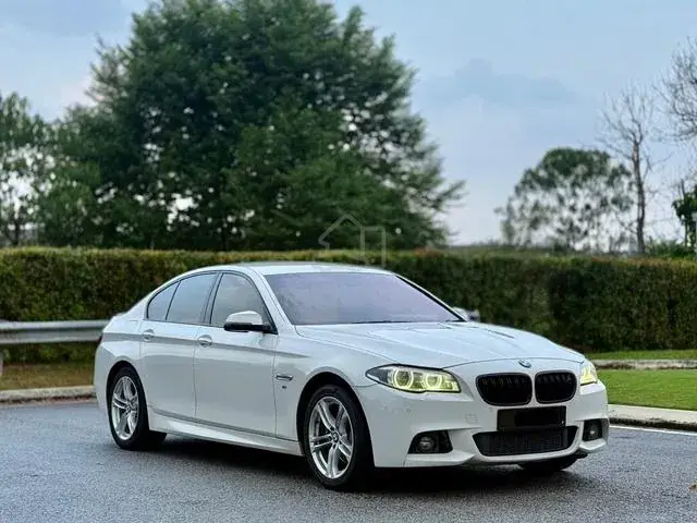 BMW 528I
