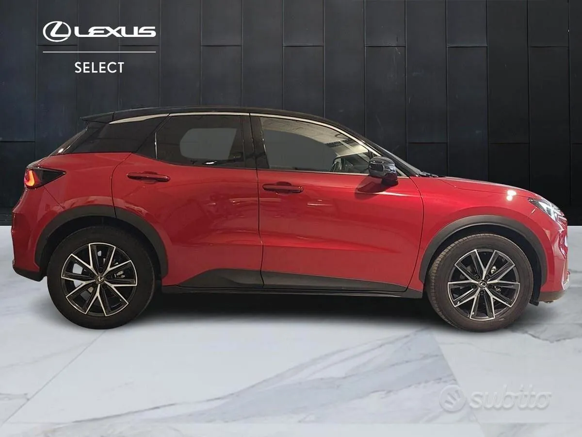 Lexus Lbx 2025 photo 4