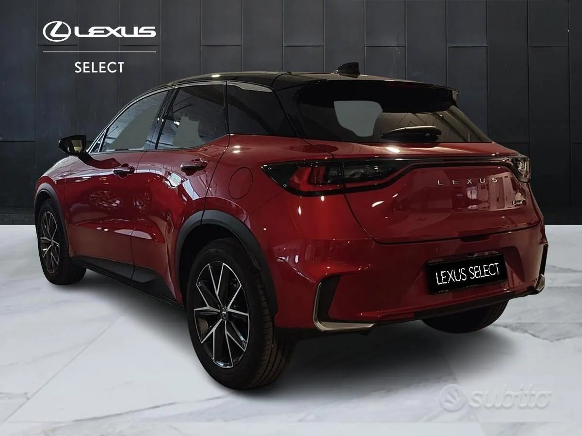 Lexus Lbx 2025 photo 5