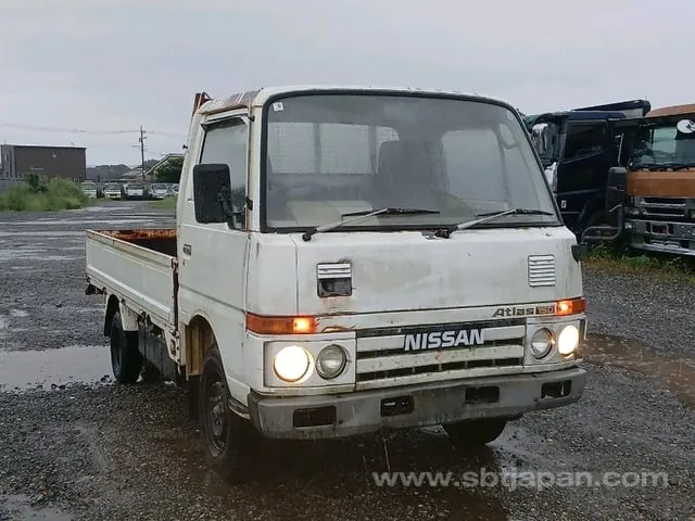 Nissan Atlas