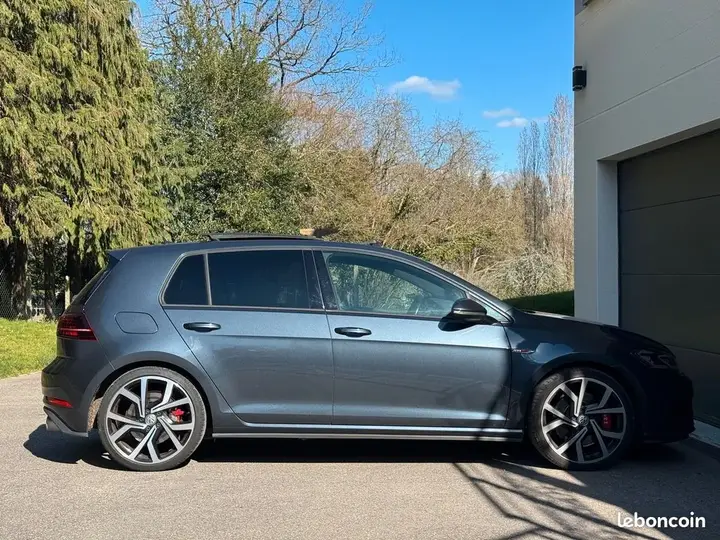 Volkswagen Golf 2019 photo 5