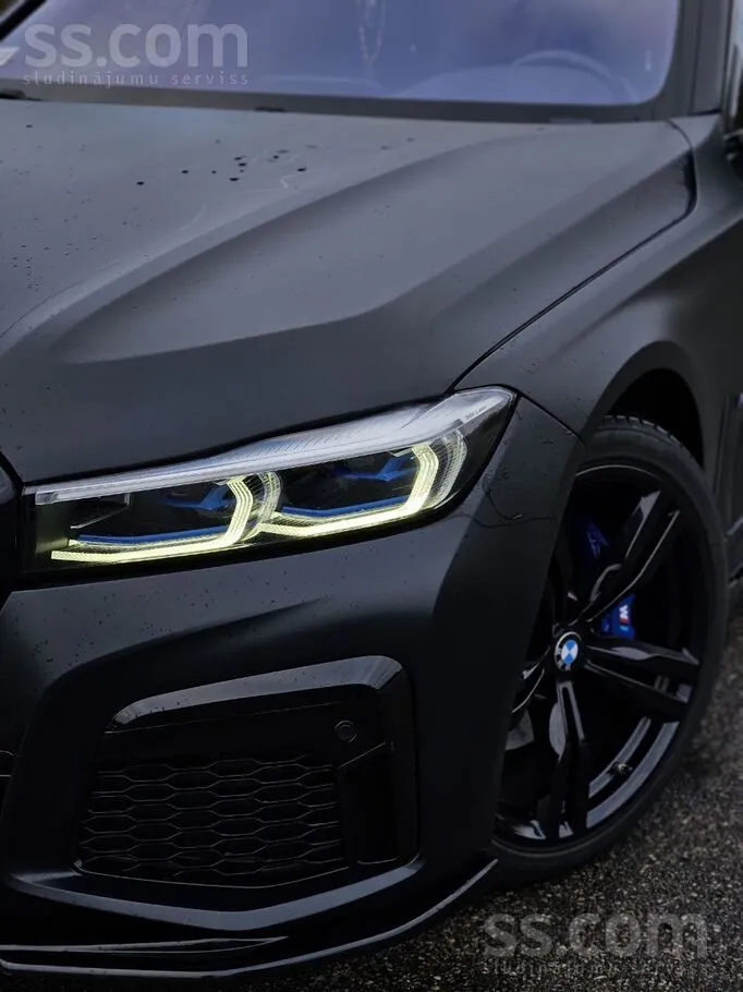 BMW 740 2019 photo 4