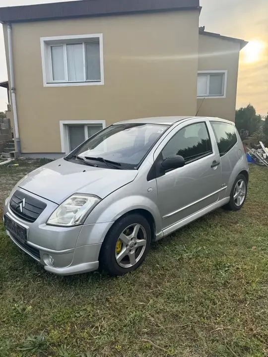 Citroen C2 2004 photo 2