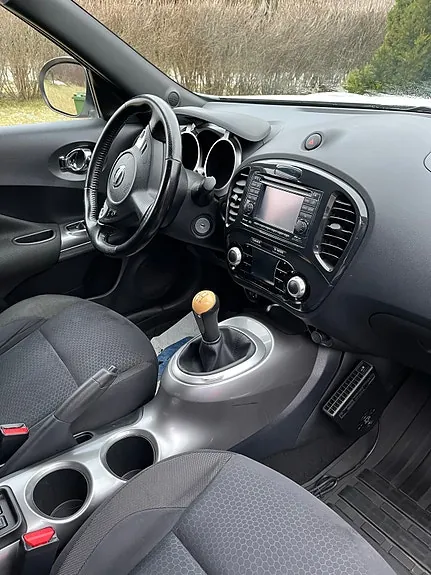 Nissan Juke 2011 photo 3