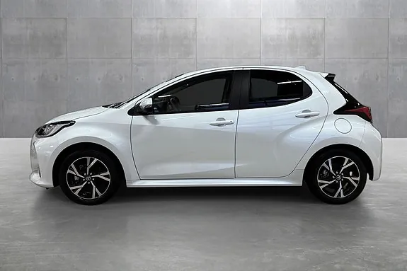 Toyota Yaris 2025 photo 2