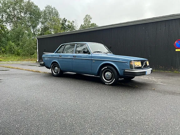 Volvo 244