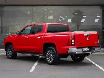Mitsubishi Triton 2025 photo 3