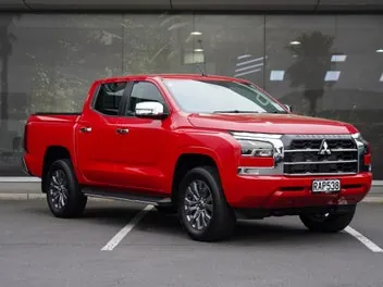 Mitsubishi Triton 2025 photo 2
