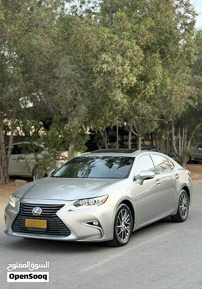 Lexus Es 350 2016 photo 2